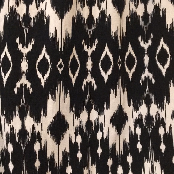 Gingy Cocoa - shorts small black cream off white - Picture 2 of 3